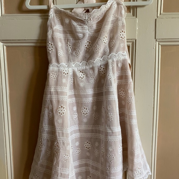 Eyelet Lace Halter Dress - Picture 4 of 5